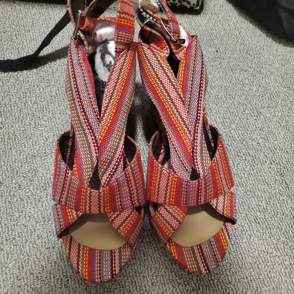 70s style Multicolored knit wedge shoe